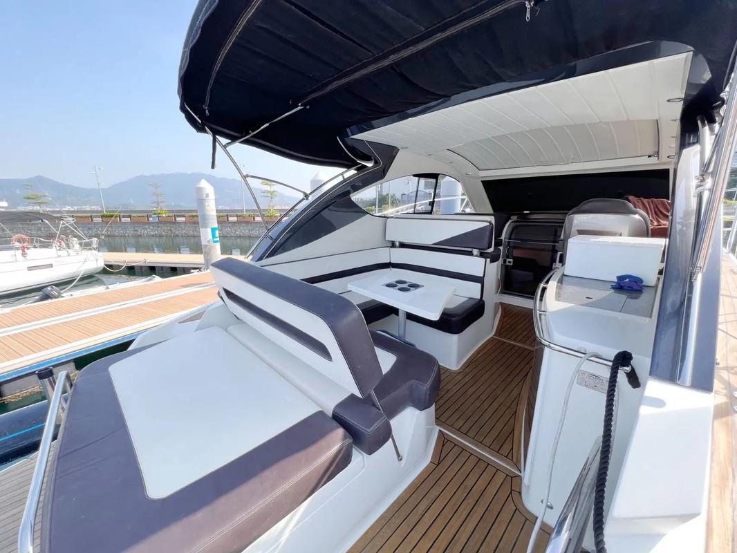 豪華入門之選 波蘭Galeon 33呎硬頂運動游艇，百多萬轉讓